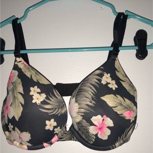 Victoria’s Secret pink floral push up 32D